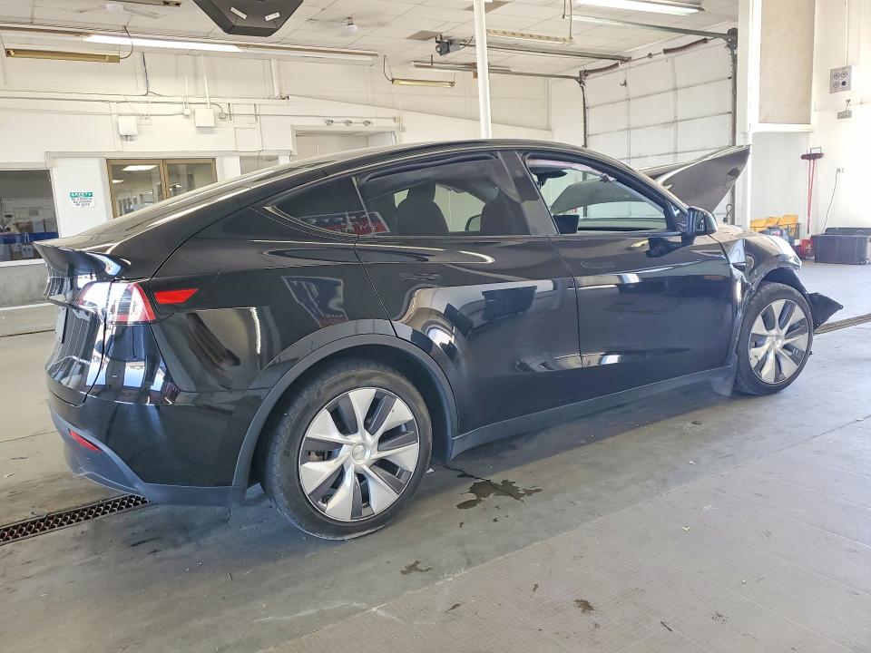 2024 Tesla Model y VIN 7SAYGDEE1RF990507 COPART salvage auction — FRONT END, Wa - Bill Of Sale, sold $9,800 on 2026-07-31 (photo 3)