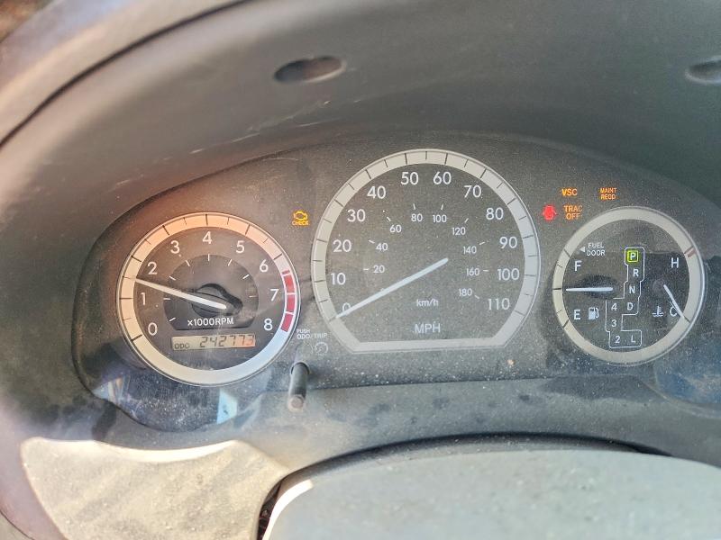2010 Toyota Sienna VIN 5TDKK4CC6AS326111 COPART salvage auction — NORMAL WEAR, CA - DLR/DIS/EXP ONLY SALVAGE TITLE, sold $225 on 2026-07-20 (photo 9)