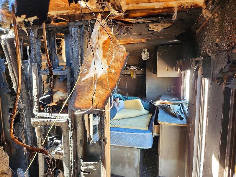 2008 Heartland Unknown VIN 5SFGF32268E006393 COPART salvage auction — BURN, UT - NON-REPAIRABLE CERTIFICATE, sold $4 on 2026-07-24 (photo 5)