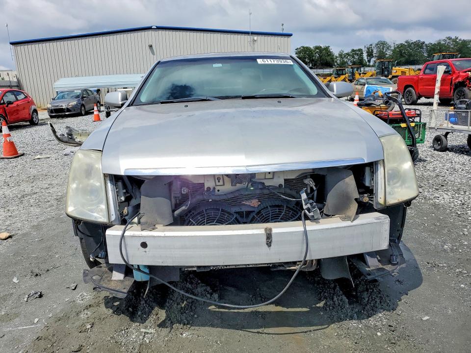 2007 Cadillac Sts VIN 1G6DC67A570113918 COPART salvage auction — FRONT END, Ky - Cert Of Title-Rebuilt Vehicle, sold $400 on 2026-07-28 (photo 5)
