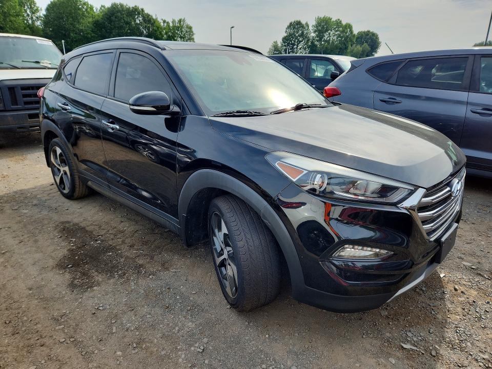 2016 Hyundai Tucson VIN KM8J33A23GU206022 COPART salvage auction — MINOR DENT/SCRATCHES, Wv - Certificate Of Title, sold $1,250 on 2026-07-16 (photo 4)