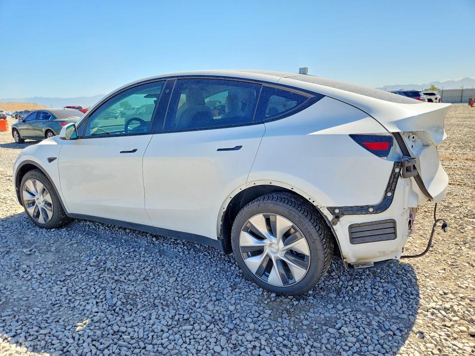 2022 Tesla Model y VIN 7SAYGDEE1NF523145 COPART salvage auction — REAR END, Ut - Salvage Certificate, sold $12,000 on 2026-07-28 (photo 2)