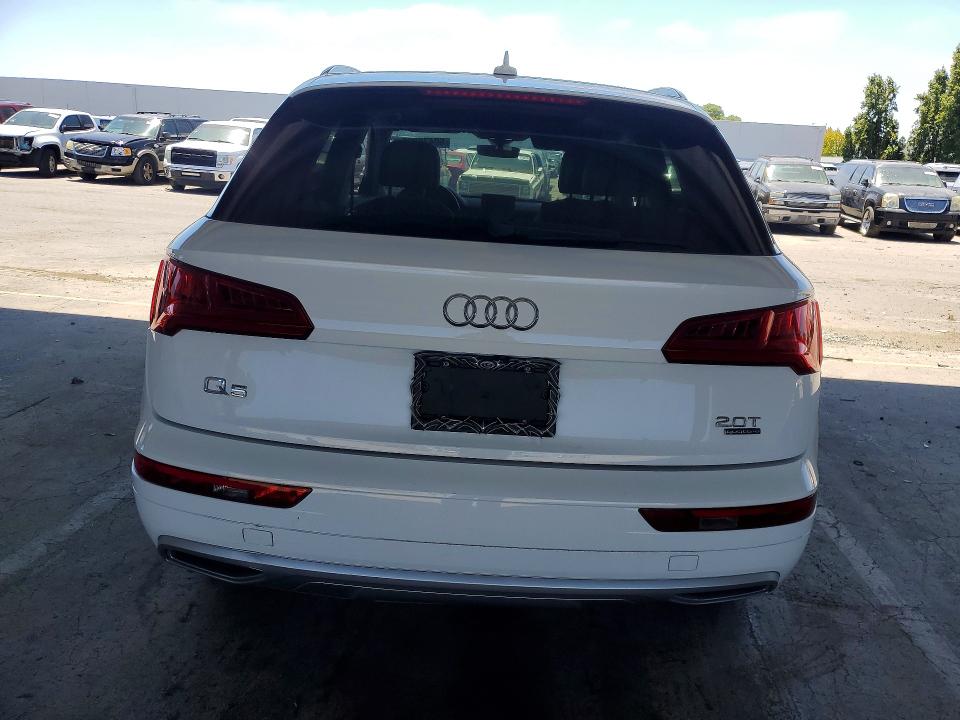 2018 Audi Q5 VIN WA1ANAFY6J2014509 COPART salvage auction — MINOR DENT/SCRATCHES, Ca - Dis/Dlr/Exp Only Clean Title, sold $7,500 on 2026-07-23 (photo 6)