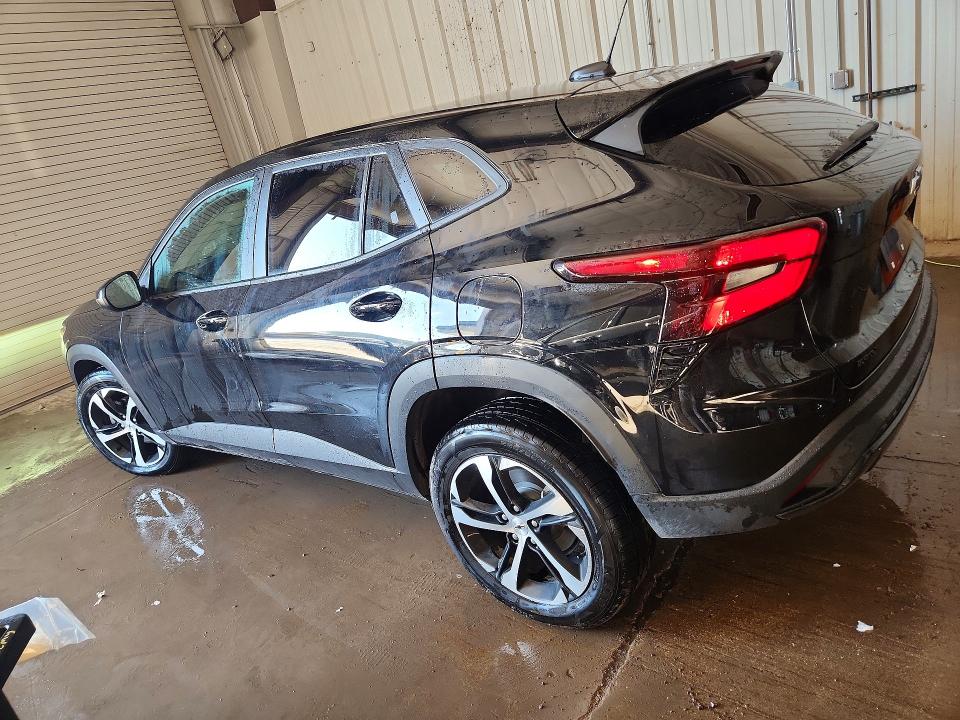 2024 Chevrolet Trax VIN KL77LGE26RC121455 COPART salvage auction — FRONT END, Wi - Junked Vehicle Bill Of Sale, sold $4,350 on 2026-07-27 (photo 2)