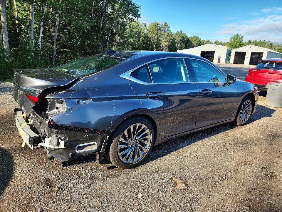2024 Lexus ES VIN 58AFZ1B15RU162115 COPART salvage auction — REAR END, ON - PERMIT SALVAGE, sold $8,700 on 2026-07-30 (photo 3)