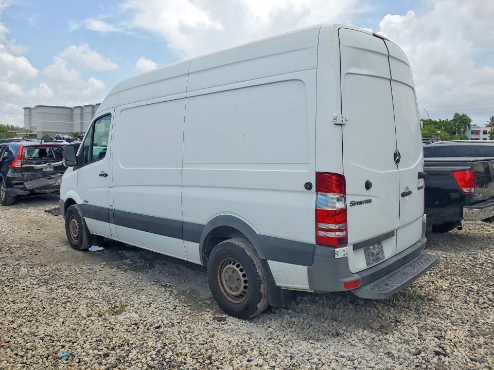 2012 Mercedes-benz Sprinter VIN WD3PE7CC7C5653151 COPART salvage auction — NORMAL WEAR, Fl - Certificate Of Title, sold $250 on 2026-07-28 (photo 2)