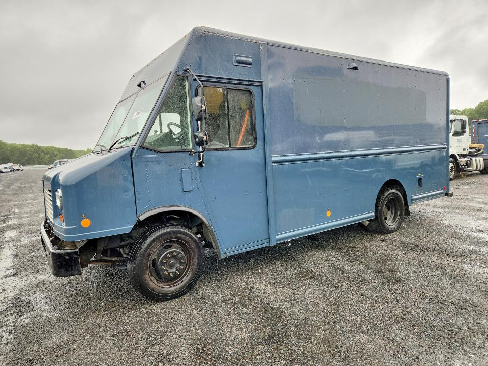 2020 Ford F59 VIN 1F65F5KN1L0A11526 COPART salvage auction — MINOR DENT/SCRATCHES, MA - CERTIFICATE OF TITLE, sold $20,750 on 2026-07-14 (photo 1)
