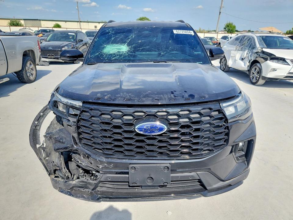 2025 Ford Explorer VIN 1FMUK7KH2SGC16915 COPART salvage auction — FRONT END, TX - SALVAGE VEHICLE TITLE (P), sold $13,200 on 2026-08-21 (photo 5)