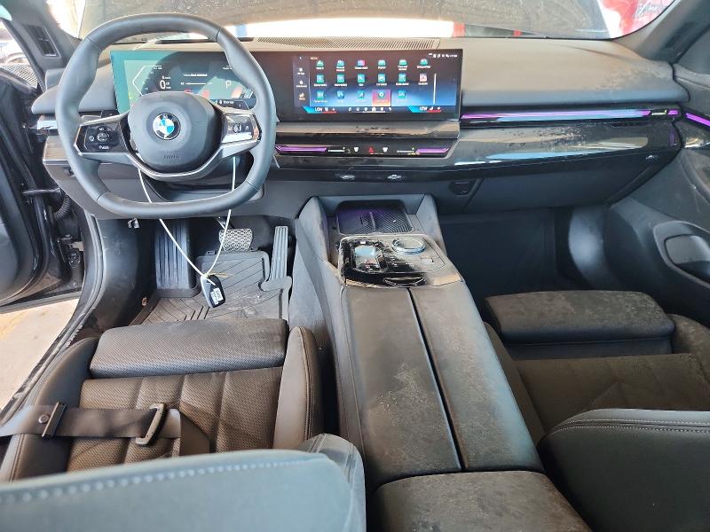 2025 BMW 5er VIN WBA43FJ00SCU33424 COPART salvage auction — SIDE, Az - Cert Of Title - Salvage, sold $175 on 2026-07-30 (photo 8)