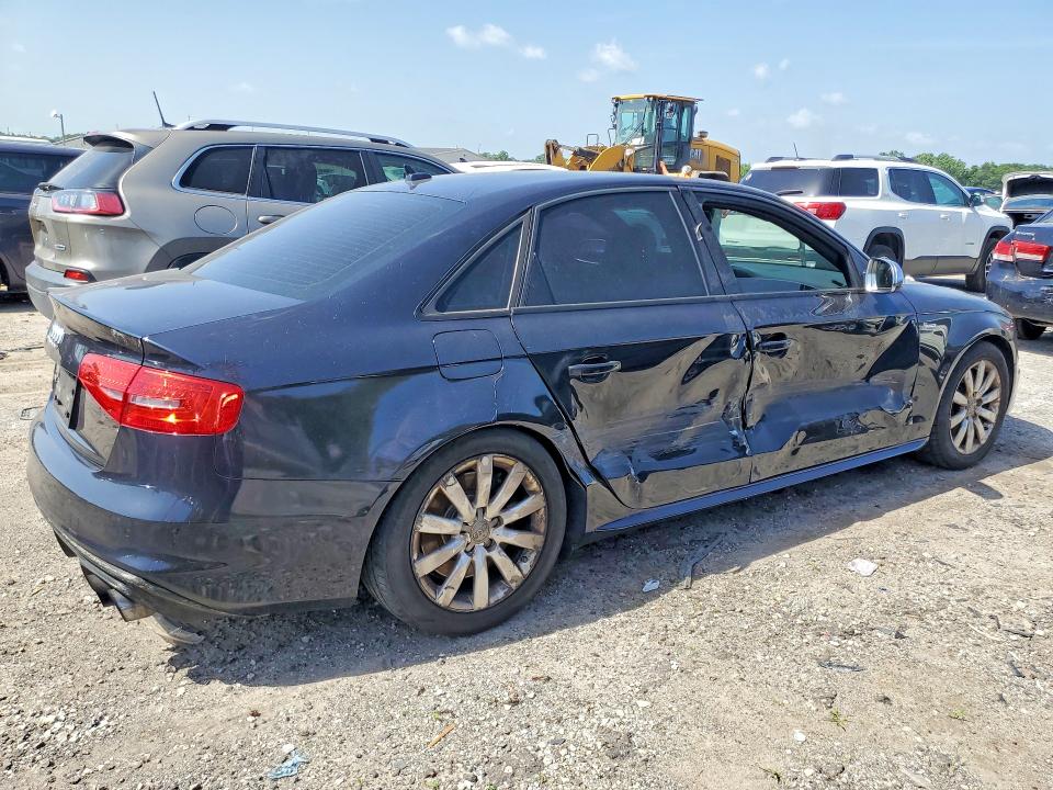 2015 Audi Rs4 VIN WAUDGAFL6FA104710 COPART salvage auction — SIDE, IN - CERT OF TITLE-SALVAGE TITLE, sold $2,500 on 2026-07-27 (photo 3)