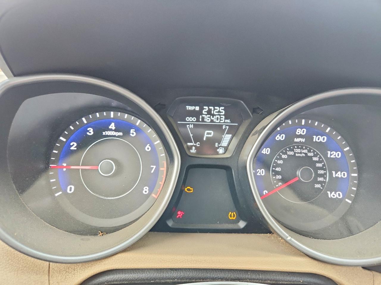 2012 Hyundai Elantra VIN 5NPDH4AE0CH107732 COPART salvage auction — Normal Wear, CA - SALVAGE CERTIFICATE, sold $425 on 2026-08-21 (photo 9)