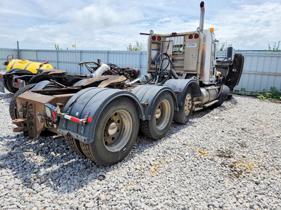 2010 Kenworth T800 VIN 1XKDP4EX6AJ273499 COPART salvage auction — FRONT END, MN - CERT OF TITLE-SALVAGE (P), sold $6,200 on 2026-09-15 (photo 3)