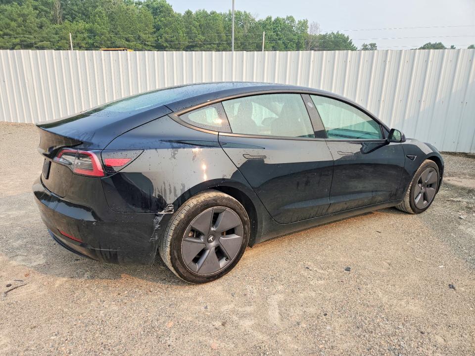 2022 Tesla Model 3 VIN 5YJ3E1EA2NF369599 COPART salvage auction — REAR END, FL - CERTIFICATE OF TITLE, sold $10,200 on 2026-07-27 (photo 3)