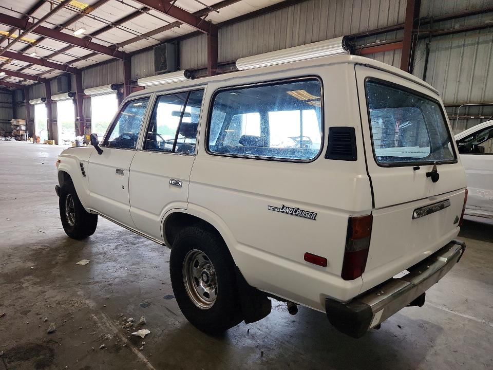 1984 Toyota Land cruiser VIN JT3FJ60G4E1114452 COPART salvage auction — MECHANICAL, FL - CERTIFICATE OF TITLE, sold $5,700 on 2026-07-22 (photo 2)
