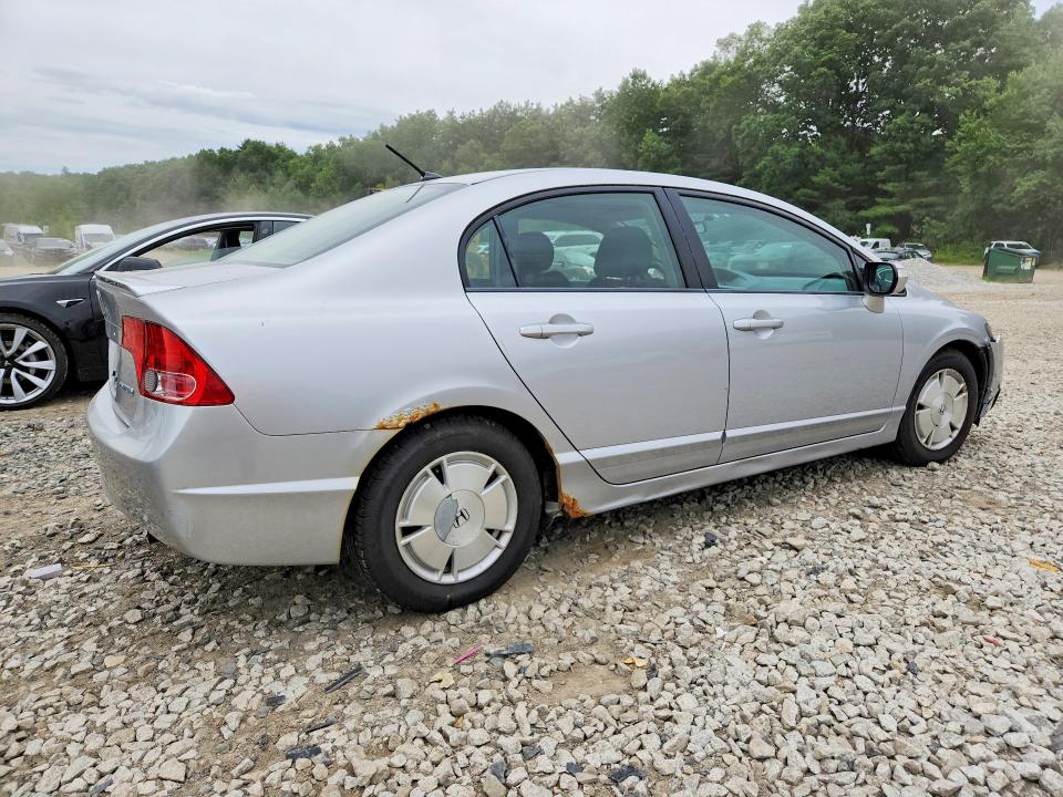 2007 Honda Civic hybrid VIN JHMFA36217S026993 COPART salvage auction — NORMAL WEAR, MA - CERTIFICATE OF TITLE, sold $400 on 2026-07-09 (photo 3)
