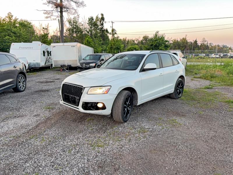 2013 Audi Q5 VIN WA1CFCFP2DA003395 COPART salvage auction — MINOR DENT/SCRATCHES, ON - PERMIT NO BRAND - UNFIT (P), sold $600 on 2026-07-28 (photo 2)