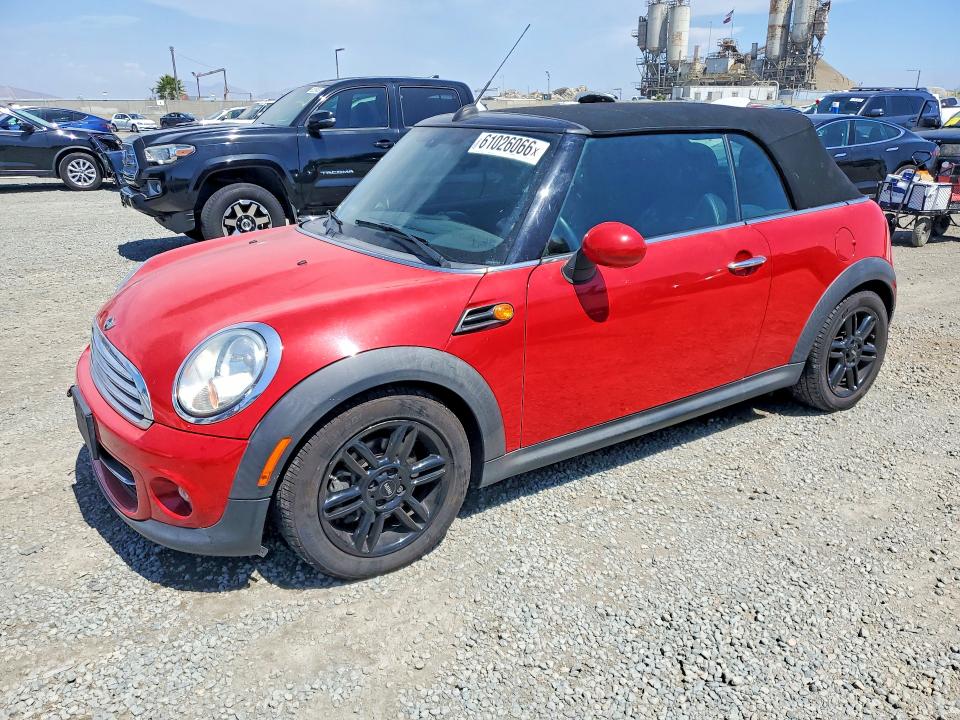 2015 Mini Cooper VIN WMWZN3C57FT862136 COPART salvage auction — MINOR DENT/SCRATCHES, CA - APP FOR DUP CLEAN OR AC, sold $1,100 on 2026-07-31 (photo 1)