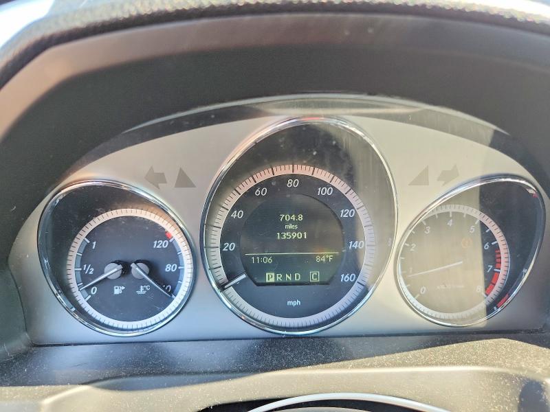 2010 Mercedes-benz C class VIN WDDGF8BB7AR109343 COPART salvage auction — MINOR DENT/SCRATCHES, IL - CERT OF TITLE-CORRECTED, sold $825 on 2026-08-05 (photo 9)