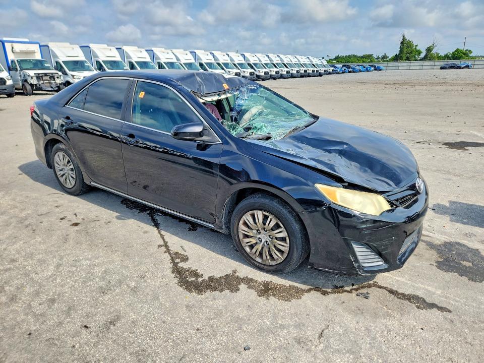 2014 Toyota Camry VIN 4T1BF1FK6EU426194 COPART salvage auction — FRONT END, Fl - Cert Of Ttl-Rebuilt&Slvg Rbld, sold $925 on 2026-08-25 (photo 4)