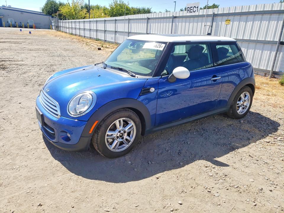 2013 Mini Cooper VIN WMWSU3C52DT374150 COPART salvage auction — MINOR DENT/SCRATCHES, CA - DIS/DLR/EXP APP FOR DUP CLEAN, sold $175 on 2026-07-21 (photo 1)