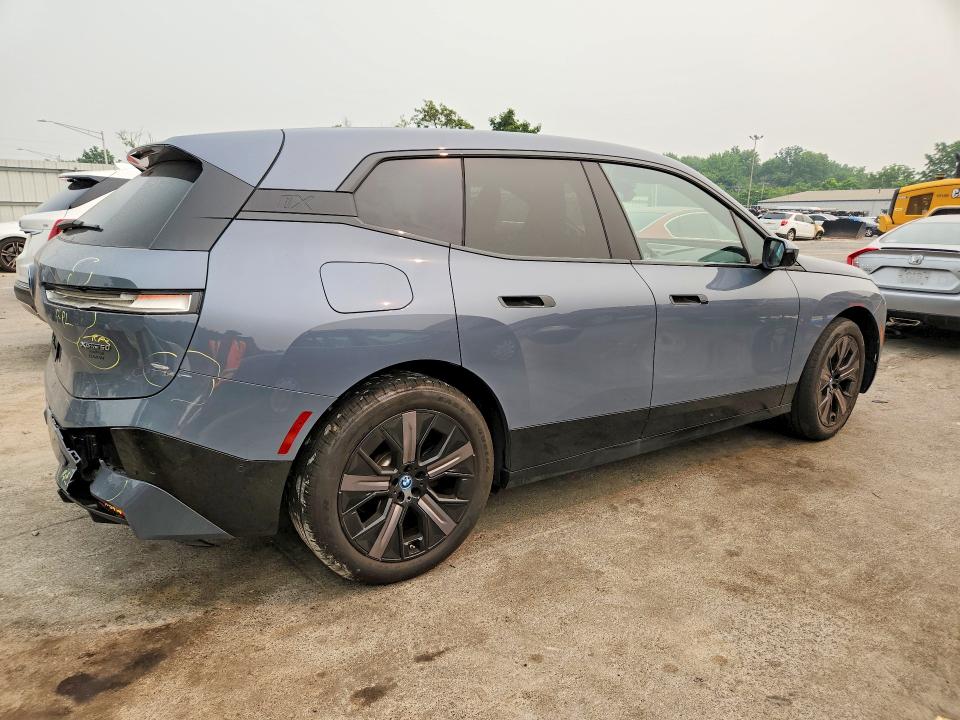 2024 BMW Ix VIN WB523CF02RCP02238 COPART salvage auction — REAR END, Fl - Cert Of Title Slvg Rebuildable, sold $23,700 on 2026-07-28 (photo 3)