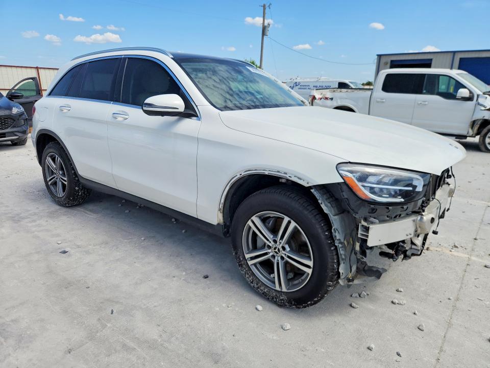 2021 Mercedes-benz VIN W1N0G8DB9MV262834 COPART salvage auction — FRONT END, Tx - Salvage Vehicle Title, sold $2,550 on 2026-07-28 (photo 4)