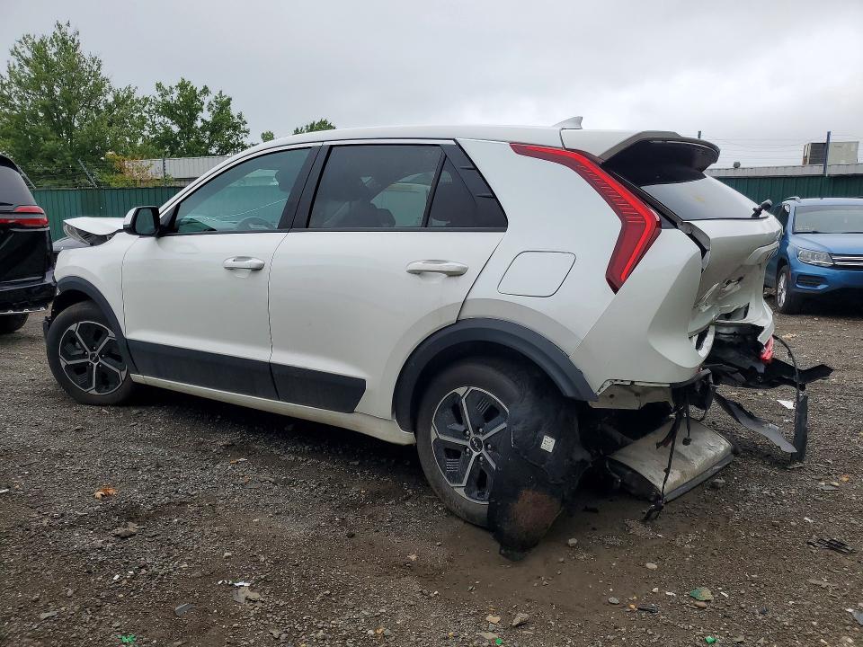 2026 Kia Niro VIN KNDCP3LE4T5325081 COPART salvage auction — REAR END, Pa - Cert Of Title, sold $500 on 2026-08-03 (photo 2)