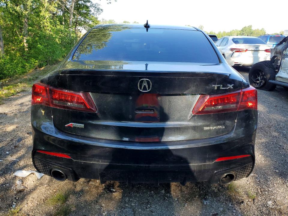 2020 Acura Tlx VIN 19UUB3F6XLA801432 COPART salvage auction — VANDALISM, On - Permit No Brand - Unfit, sold $15,300 on 2026-07-28 (photo 6)