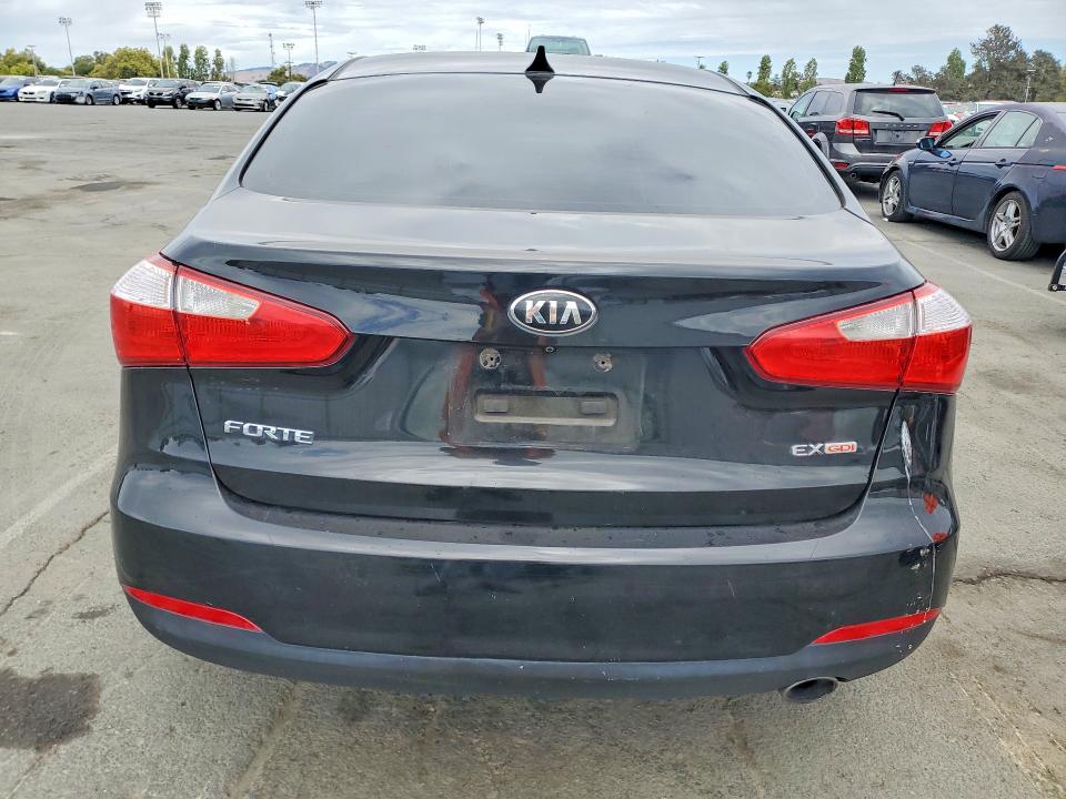 2015 Kia Forte VIN KNAFZ4A89F5338436 COPART salvage auction — VANDALISM, Ca - Salvage Certificate, sold $250 on 2026-07-31 (photo 6)