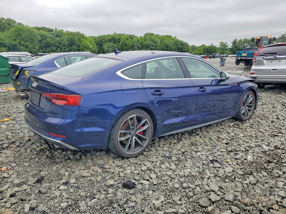 2019 Audi Rs5 VIN WAUB4CF54KA078146 COPART salvage auction — FRONT END, NJ - CERT OF TITLE-SALVAGE, sold $300 on 2026-07-29 (photo 3)