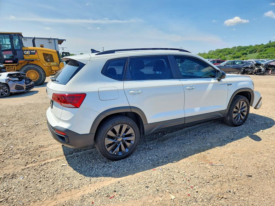 2023 Volkswagen Taos VIN 3VVDX7B22PM323155 COPART salvage auction — FRONT END, Il - Salvage Certificate, sold $4,400 on 2026-09-10 (photo 3)