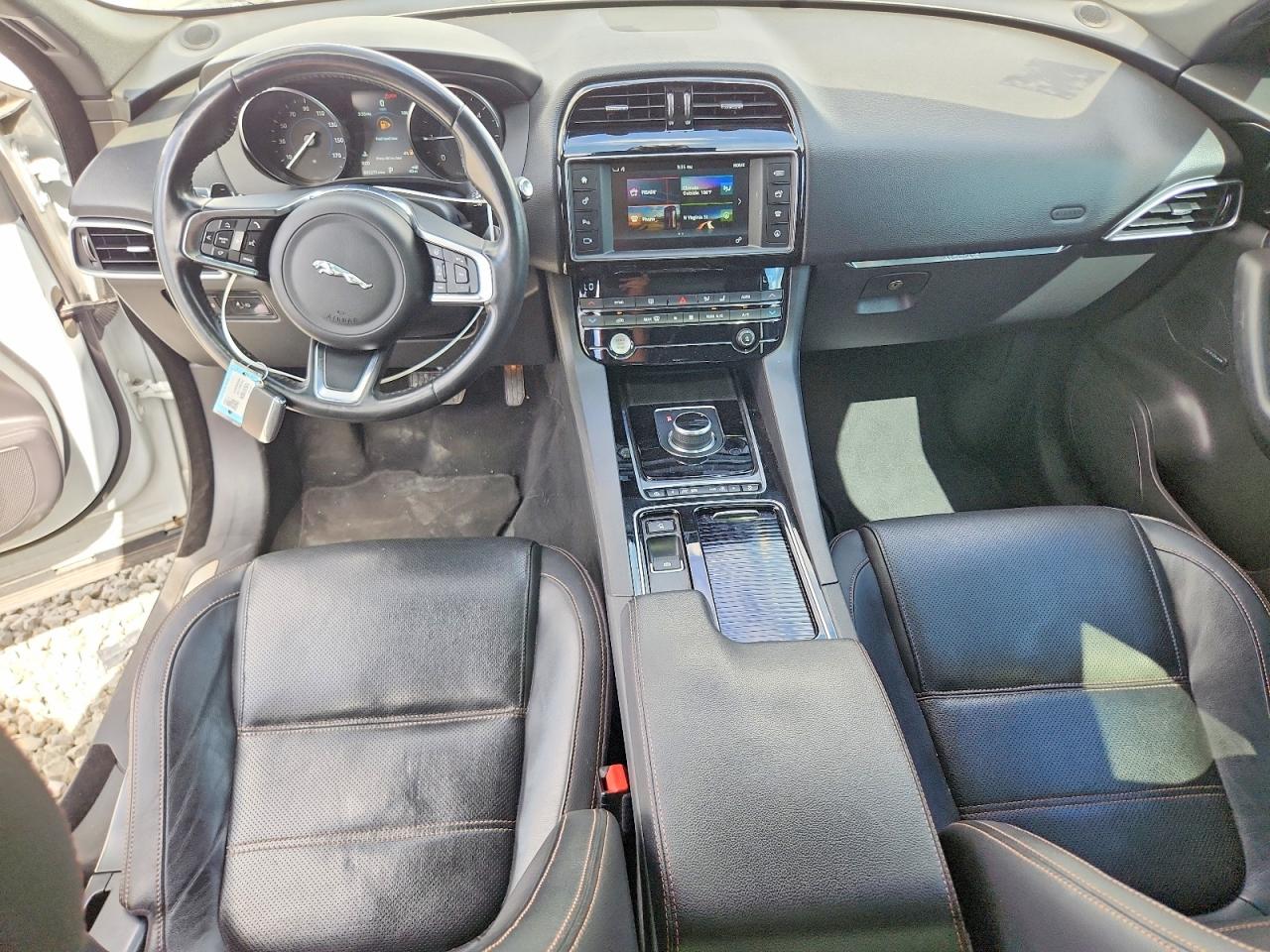 2018 Jaguar F-pace VIN SADCK2FN4JA238830 COPART salvage auction — Front End, FL - CERTIFICATE OF TITLE, sold $3,700 on 2026-09-03 (photo 8)