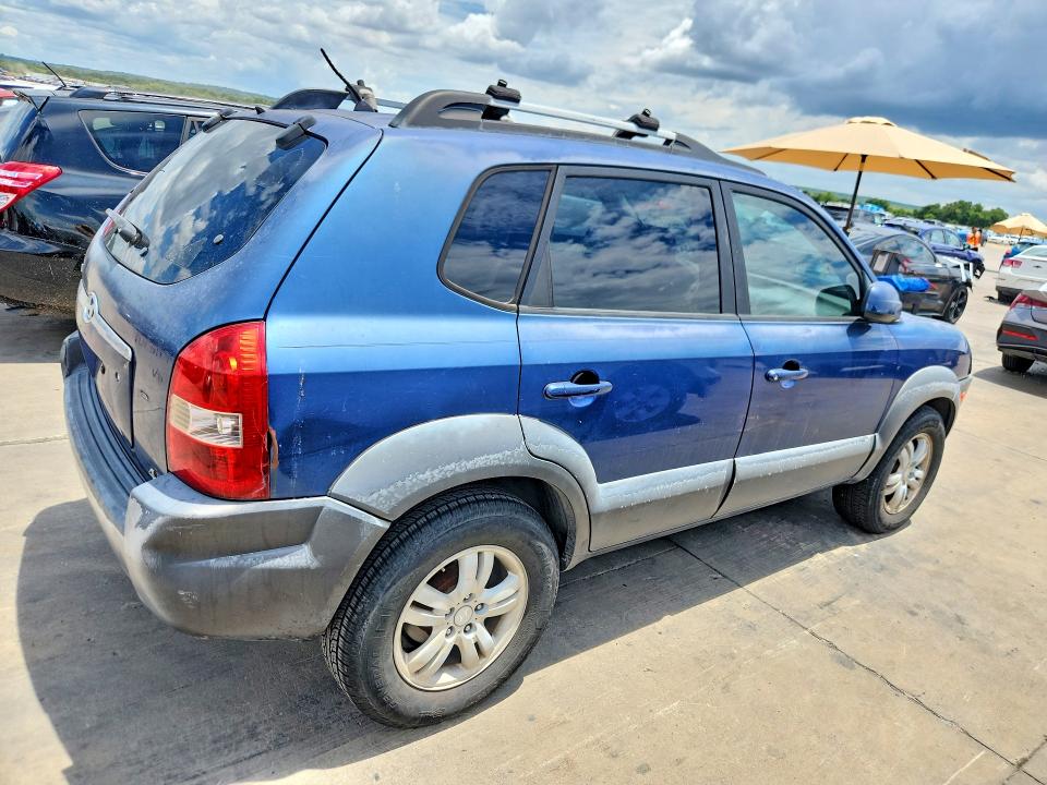 2006 Hyundai Tucson VIN KM8JN72D86U306715 COPART salvage auction — NORMAL WEAR, Tx - Certificate Of Title, sold $400 on 2026-07-23 (photo 3)