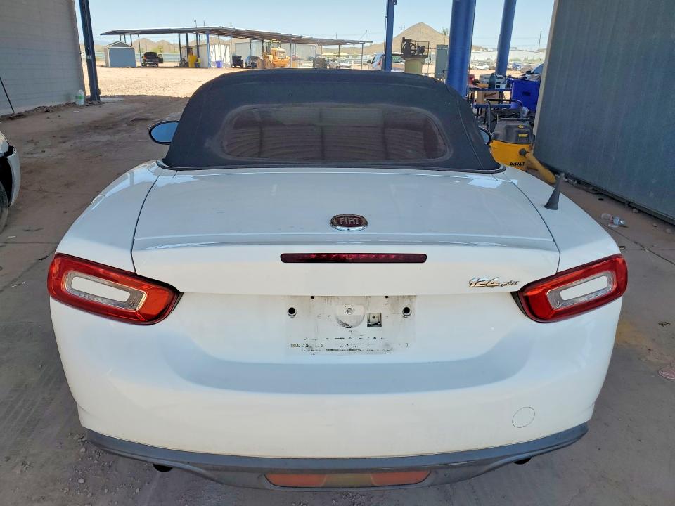 2017 Fiat 124 spider VIN JC1NFAEK1H0107829 COPART salvage auction — MECHANICAL, Salvage Title, sold $2,600 on 2026-07-21 (photo 6)