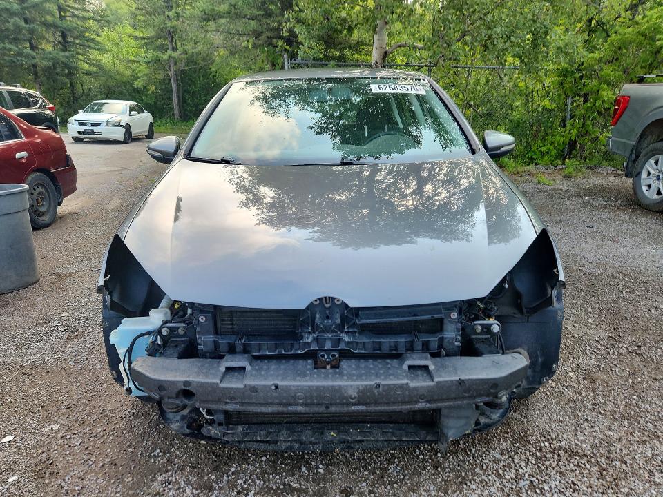 2011 Volkswagen Golf VIN WVWDA7AJ5BW332689 COPART salvage auction — FRONT END, ON - PERMIT NO BRAND - UNFIT, sold $975 on 2026-08-18 (photo 5)