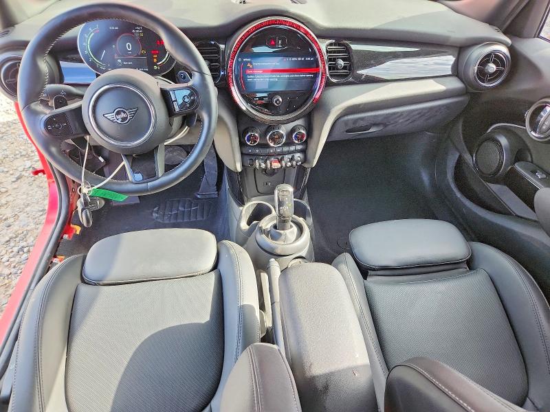 2023 Mini Cooper VIN WMW53DK04P2T62023 COPART salvage auction — SIDE, UT - SALVAGE CERTIFICATE, sold $8,600 on 2026-08-21 (photo 8)