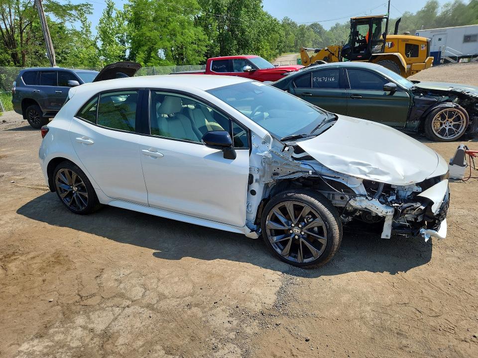 2026 Toyota Corolla VIN JTNC4MBE1T3261167 COPART salvage auction — FRONT END, NJ - CERT OF TITLE-SALVAGE, sold $4,000 on 2026-07-28 (photo 4)