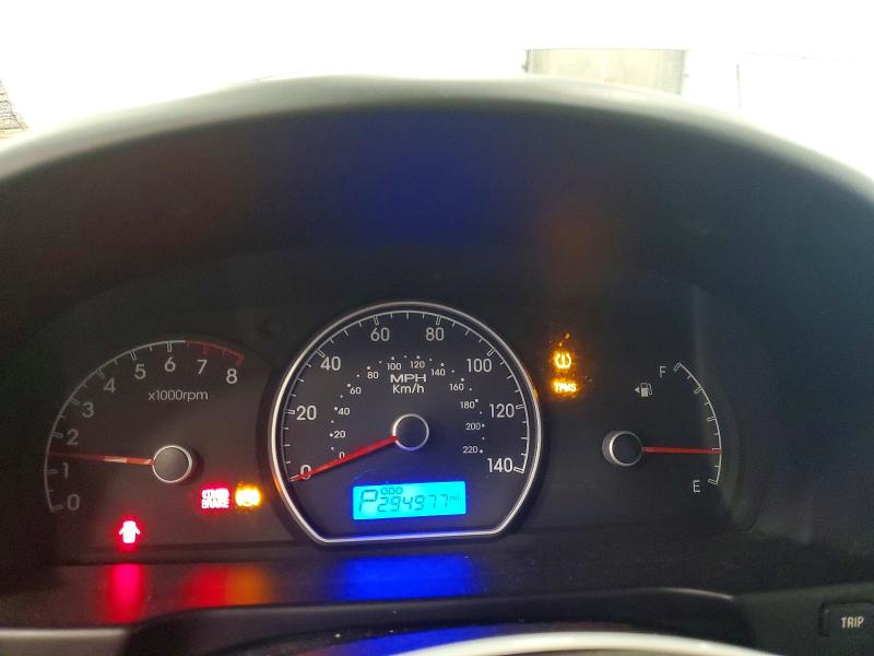 2009 Hyundai Elantra VIN KMHDU46D19U688843 COPART salvage auction — MINOR DENT/SCRATCHES, MN - CERT OF TITLE-PRIOR SALVAGE, sold $300 on 2026-07-21 (photo 9)