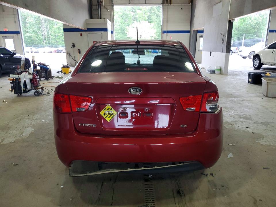 2012 Kia Forte VIN KNAFU4A2XC5531426 COPART salvage auction — REAR END, VA - CERT OF TITLE - SALVAGE, sold $225 on 2026-07-24 (photo 6)