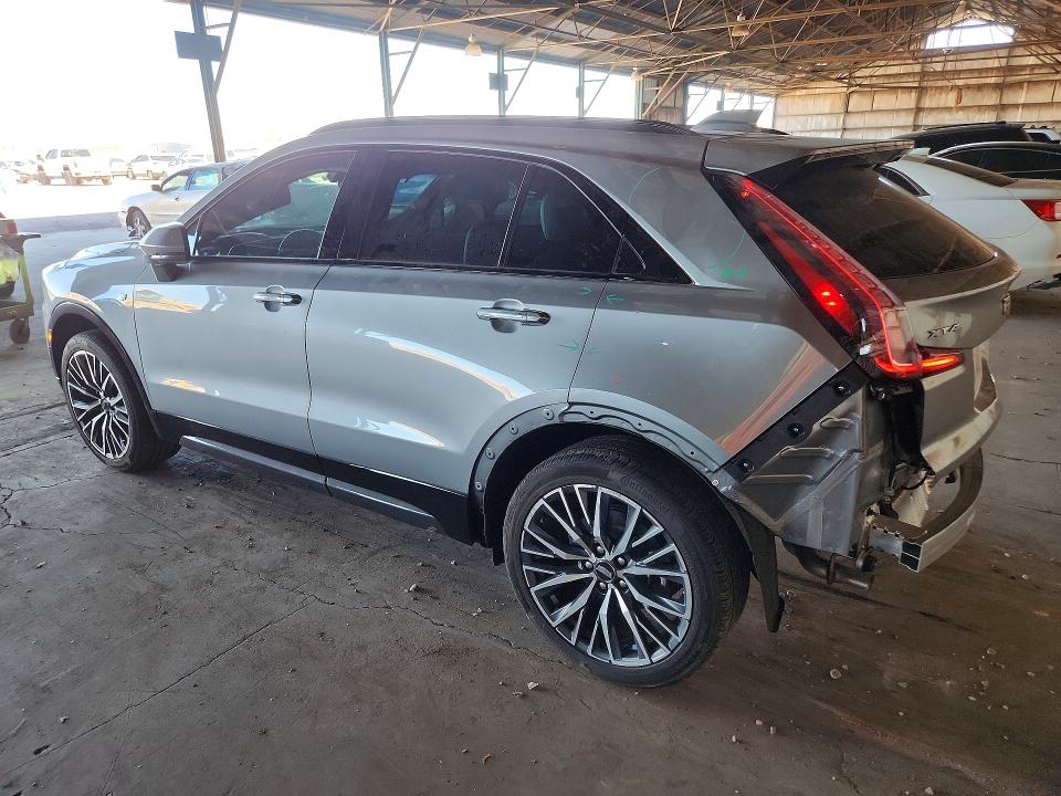 2024 Cadillac Xt4 VIN 1GYFZER4XRF215652 COPART salvage auction — REAR END, Az - Cert Of Title - Salvage, sold $10,500 on 2026-08-11 (photo 2)