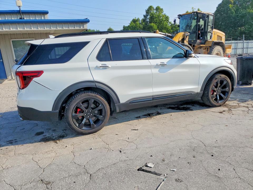 2022 Ford Explorer VIN 1FM5K8GC5NGB91746 COPART salvage auction — REAR END, Wv - Salvage Certificate, sold $11,700 on 2026-07-30 (photo 3)