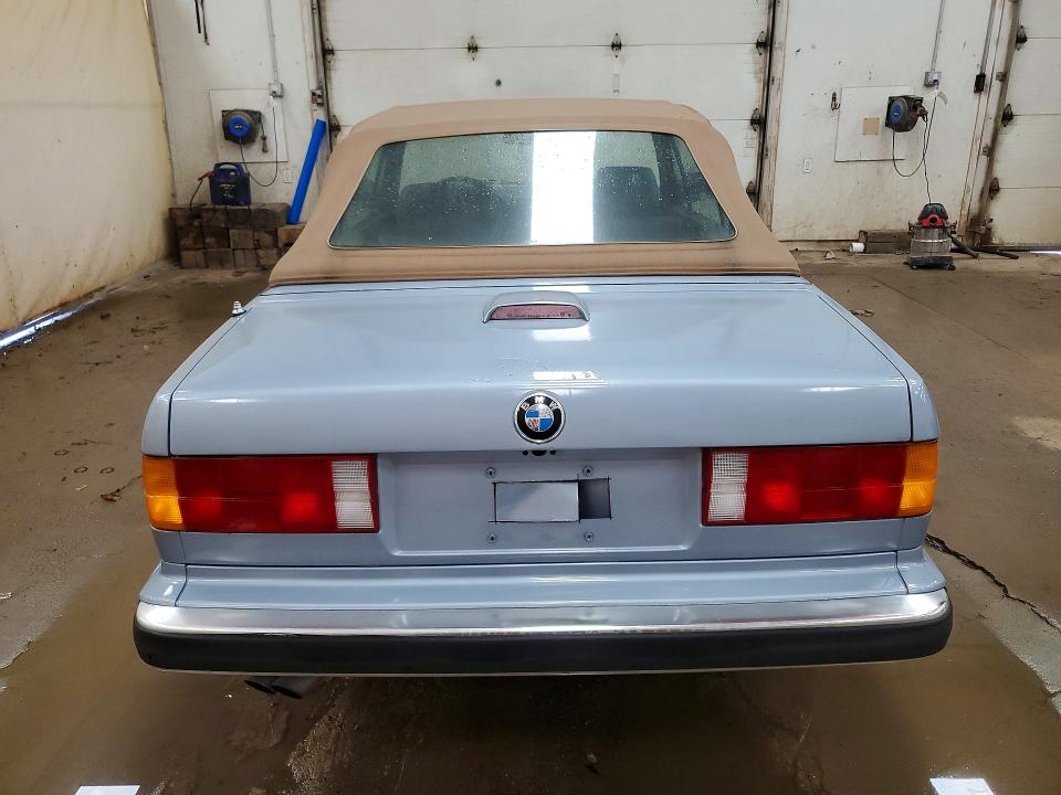 1990 BMW 3er VIN WBABB2316LEC23136 COPART salvage auction — ROOF, Mi - Certificate Of Title, sold $2,150 on 2026-08-12 (photo 6)