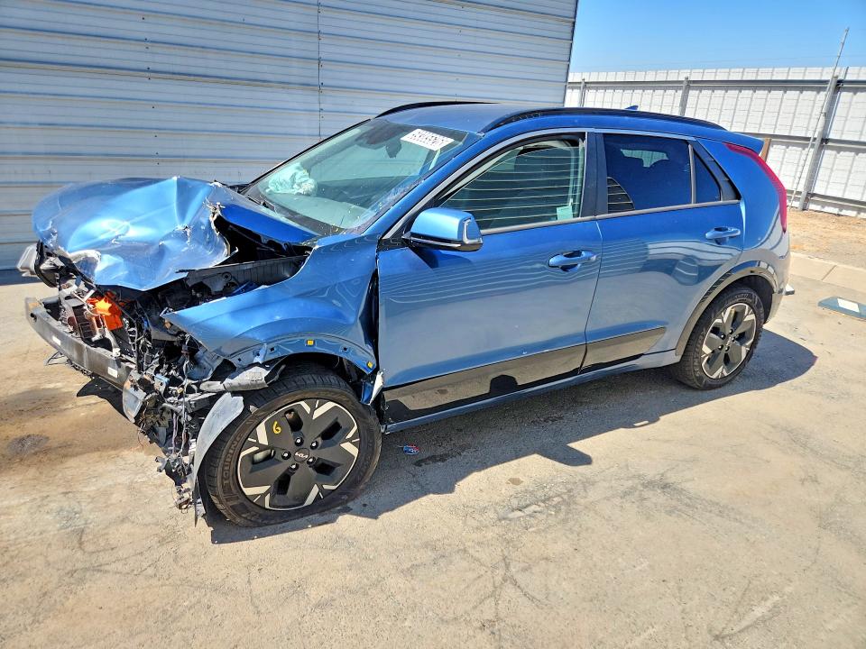 2023 Kia Niro VIN KNDCR3L13P5027747 COPART salvage auction — FRONT END, Ca - Salvage Certificate, sold $2,250 on 2026-07-17 (photo 1)