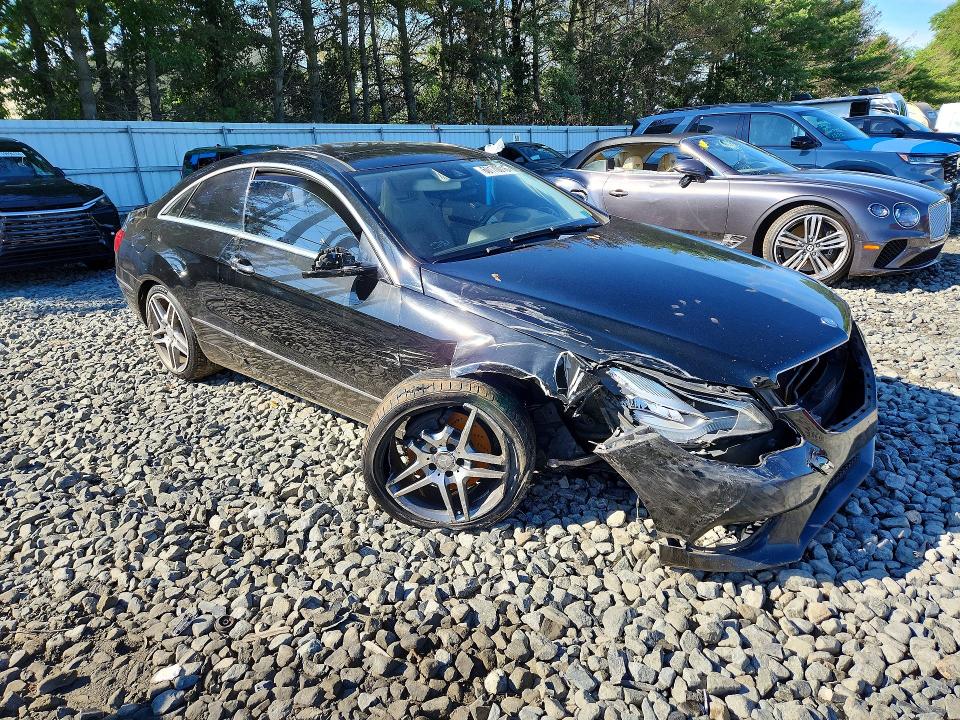 2014 Mercedes-benz VIN WDDKJ5KB7EF250363 COPART salvage auction — FRONT END, VA - CERT OF TITLE-SALVAGE REBUILT, sold $600 on 2026-08-03 (photo 4)