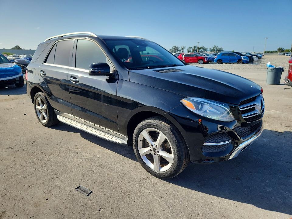 2017 Mercedes-benz Gle VIN 4JGDA5JB7HA947520 COPART salvage auction — MINOR DENT/SCRATCHES, Fl - Certificate Of Title (P), sold $9,200 on 2026-07-28 (photo 4)