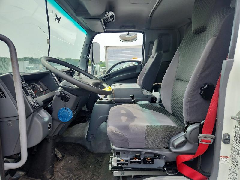 2018 Isuzu FTR VIN 54DK6S160JSG01693 COPART salvage auction — MECHANICAL, PA - CERT OF TITLE, sold $12,500 on 2026-08-04 (photo 7)