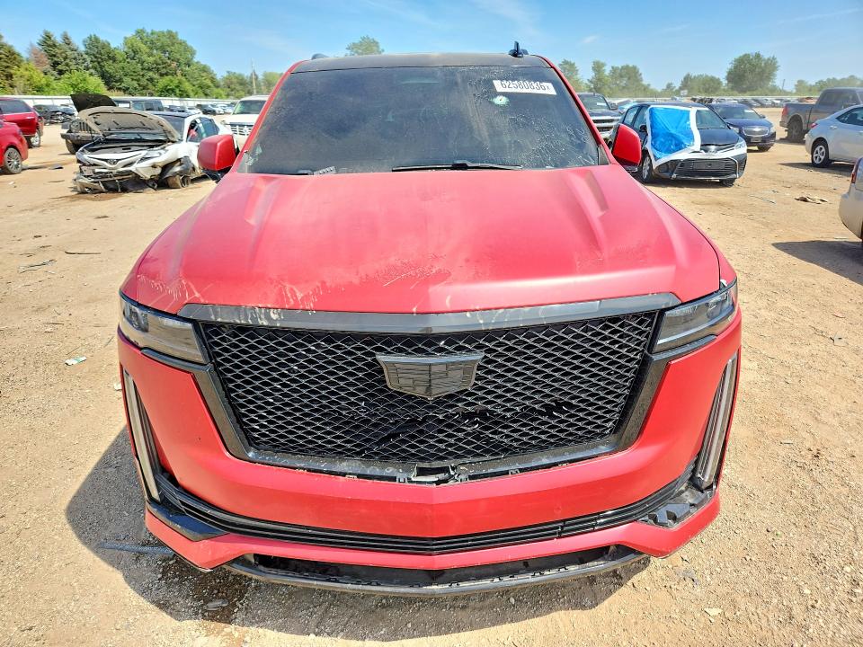 2021 Cadillac Escalade VIN 1GYS4FKL7MR196828 COPART salvage auction — VANDALISM, Il - Salvage Certificate, sold $26,250 on 2026-09-15 (photo 5)