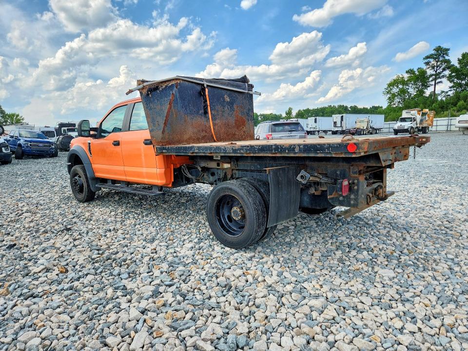 2019 Ford F450 VIN 1FD9W4GY3KED38969 COPART salvage auction — SIDE, NC - DEALER ONLY CLEAN TITLE, sold $14,300 on 2026-07-30 (photo 2)