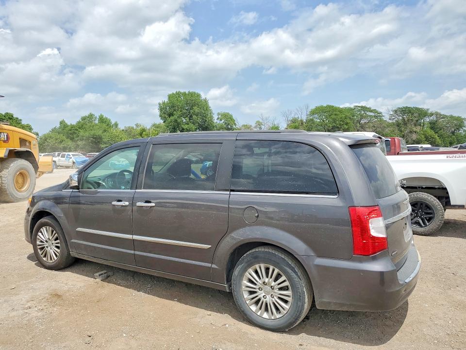 2015 Chrysler Voyager VIN 2C4RC1CG1FR572965 COPART salvage auction — MECHANICAL, Ia - Certificate Of Title, sold $550 on 2026-07-31 (photo 2)