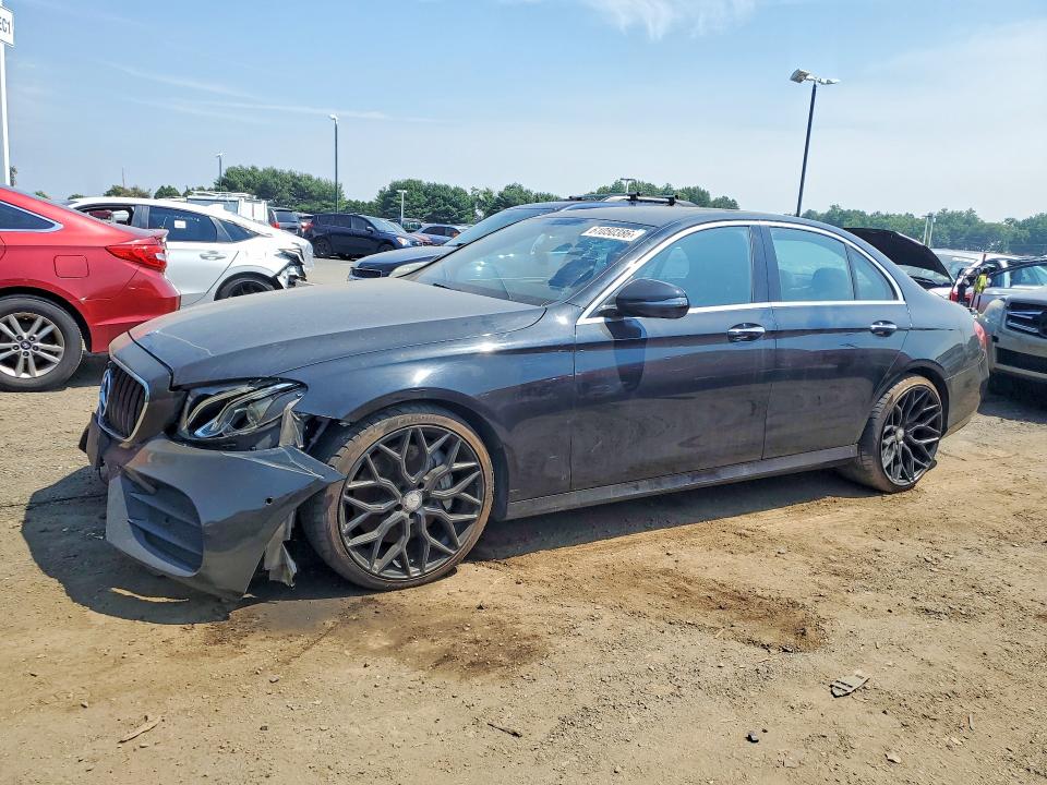 2017 Mercedes-benz E-class VIN WDDZF4KB9HA075559 COPART salvage auction — MINOR DENT/SCRATCHES, FL - CERTIFICATE OF TITLE (P), sold $3,400 on 2026-07-23 (photo 1)
